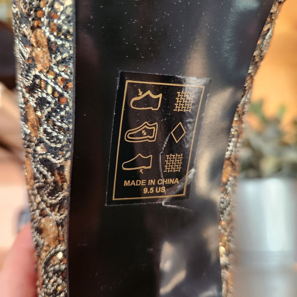 Shoedazzle Shamane Sequin Platform Heels‎ Black Gold Stiletto Suede Pumps Sz 9.5 - Picture 9 of 11